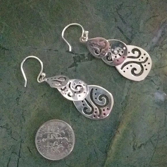 HTF Silpada .925 Sterling Silver Triple Teardrop Cutout Earrings W2299 - Picture 5 of 6